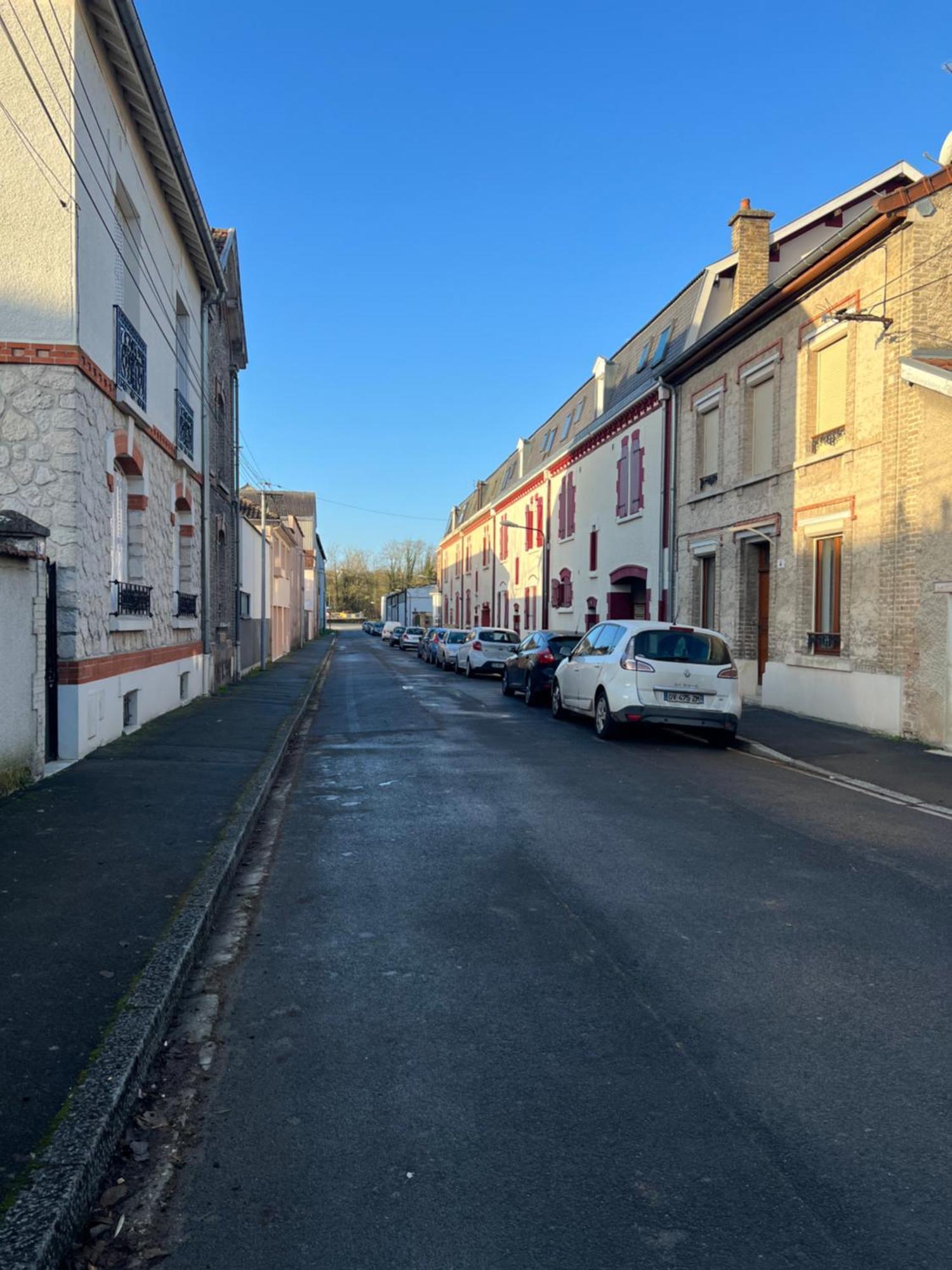 Ravissant T2 Proche Centre-Ville Et Jard Châlons-en-Champagne Buitenkant foto